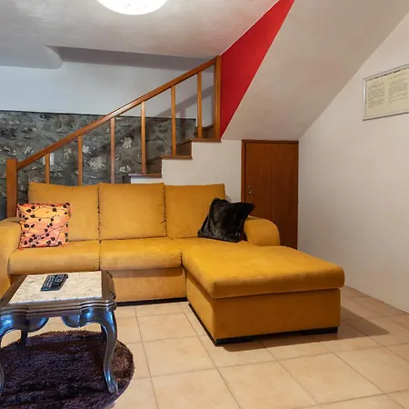 Holiday home Casa Do Avo Arco da Calheta (Madeira)